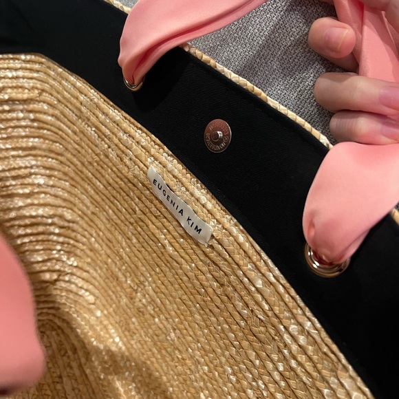 NEW EUGENIA KIM Carlotta Bow-embellished Straw Tote In Beige & Pink - Picture 5 of 9